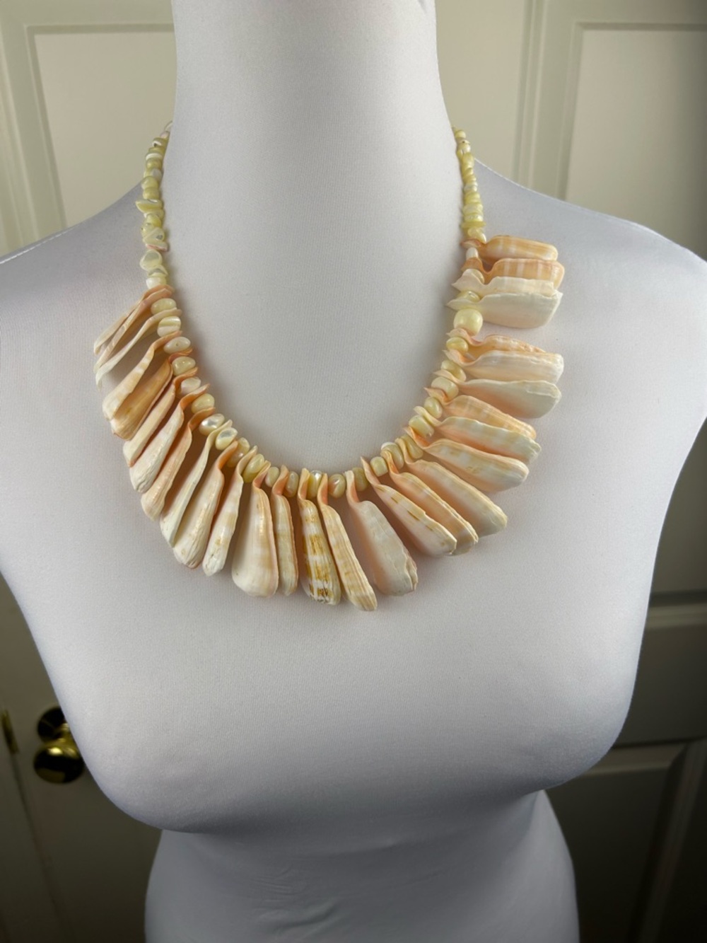 Vintage Spiky Coral Shell Necklace Beaded Stones 21” Chunky Statement 1980s